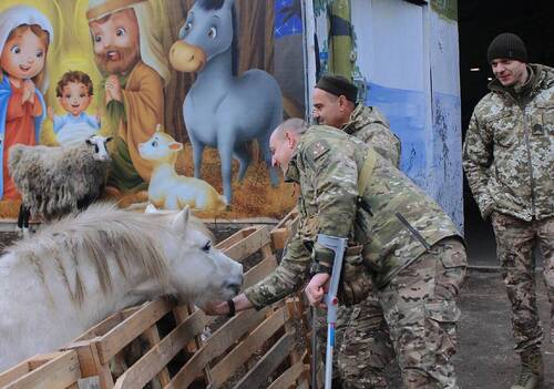 30 tonnes of aid delivered to Ukraine