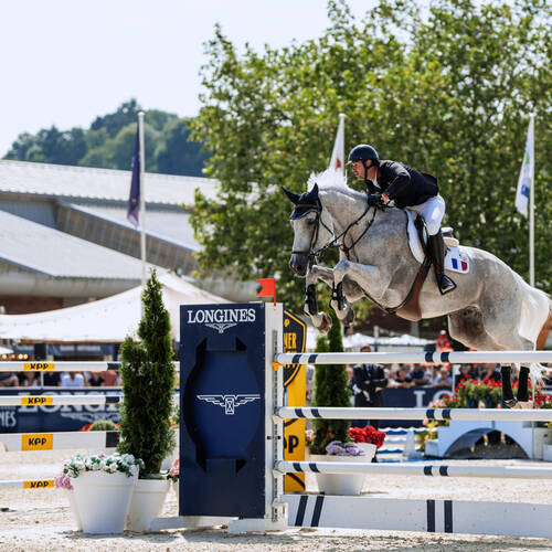 Home crowd heroes. France win in Deauville!