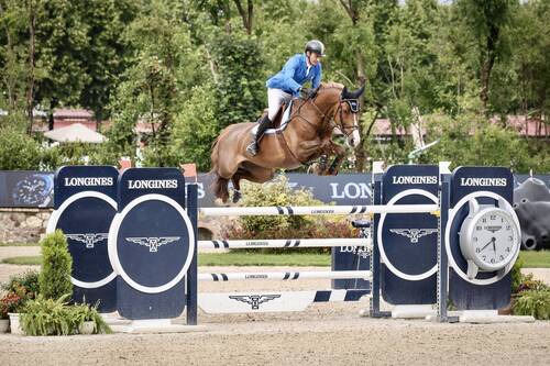 Piergiorgio Bucci (ITA) and Casalia DG lowered an early rail in the jump-off confirming Ireland’s victory © EEF/Scuderia La Caccia