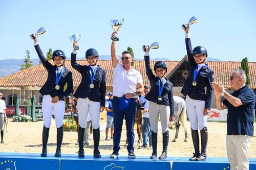 Victory for Greece in the Ladies team competition at the 2026 Balkan Jumping Championships in Thessaloniki (GRE) © photobit_net