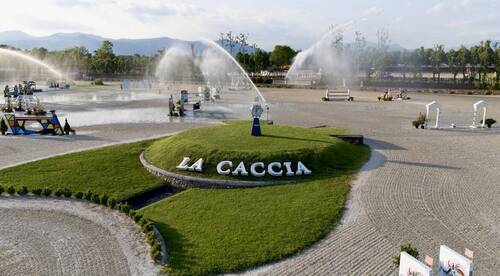 Main arena at Scuderia La Caccia (ITA). The venue faces an especially broad range of weather conditions. © EEF