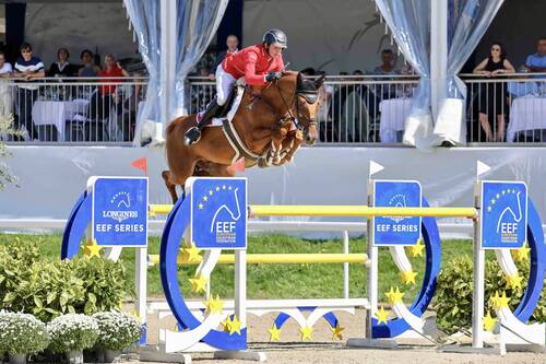 Gaëtan Joliat & Chelsea Z securing victory for Team Switzerland at the 2025 Longines EEF Series Final. © EEF