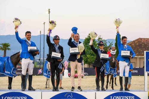 Team Italy claim back to back victory in Thessaloniki at the Region South qualifier of the Longines EEF Series on Sunday 7 June 2026. L to R: Roberto Turchetto, Bruno Chimirri, Chef d'Équipe Mario Verheyden, Elisa Chimirri and Matteo Zamana. © EEF