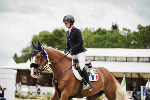 France’s Eden Leprevost Blinlebreton and her mount Barbie de la Roque Z EDB at the 2026 Longines EEF Series regional qualifier in Deauville (FRA) © EEF