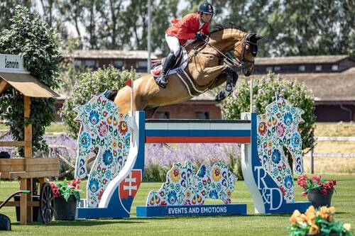 Bryan Balsiger & C-Mistral secure a double clear at the Longines EEF Series South Central Semi Final in Samorin (SVK) on Friday 10 July 2026 © EEF