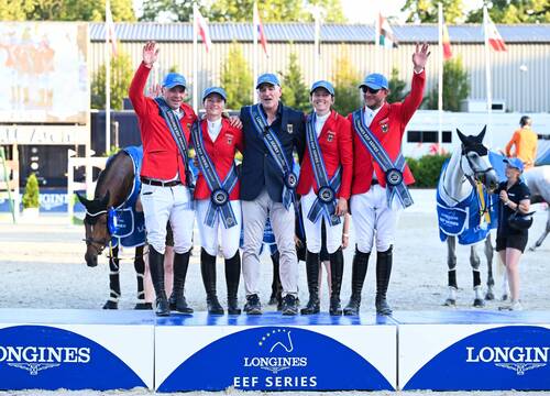 The German quartet of Maximilian Lill, Britt Roth, Chef d’equipe Ralf Runge, Justine Tebbel and Tobias Meyer celebrate their victory atop the podium at the CSIO3* Budapest (HUN) on Friday 26 June at the second region central qualifier of the Longines EEF Series 2026. © EEF