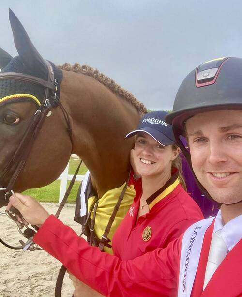 Belgian groom Sanne Melsen with rider Gilles Thomas  © Sanne Melsen