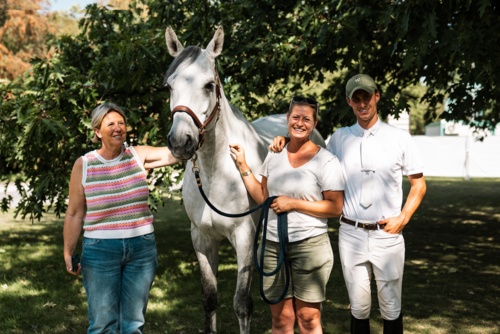 Owner Sanda, horse chuck, Groom Marie and rider Lars Kersten